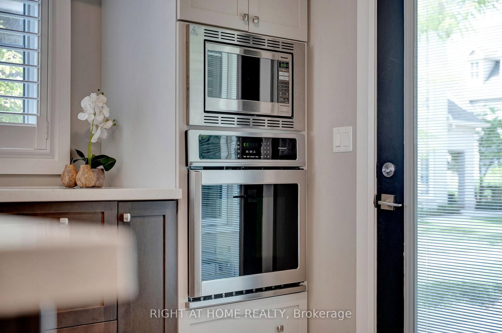 1430 Gord Vinson Avenue • #20 • Clarington, ON photo 16