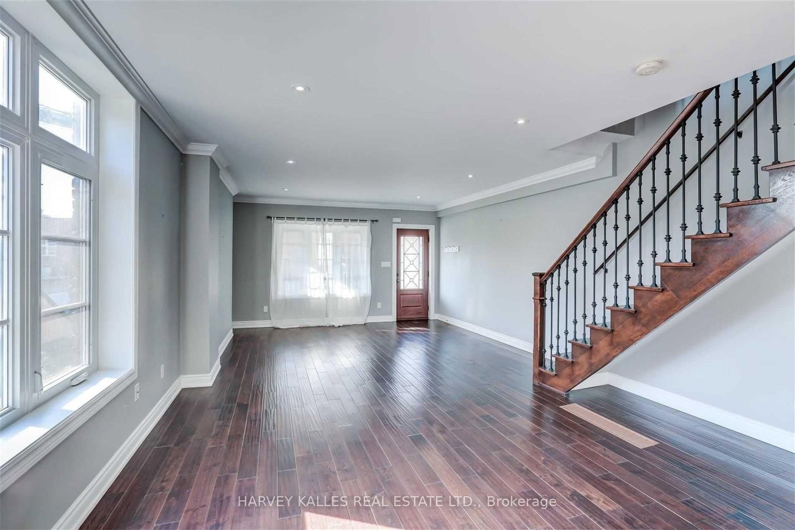 58 Sandford Avenue, Toronto, ON, photo 5