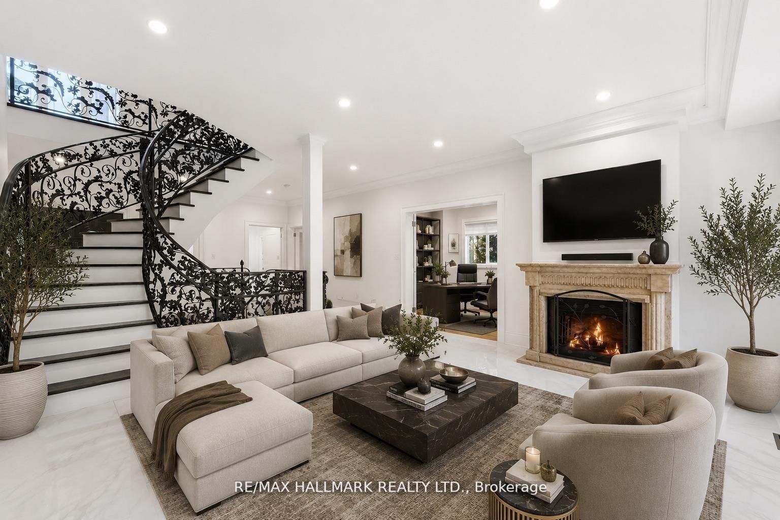 32 Orchard Park Drive, Toronto, ON, photo 3
