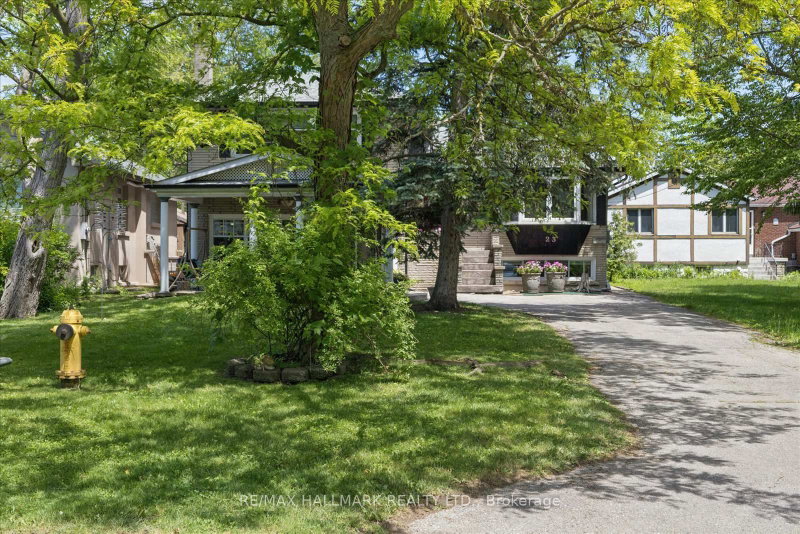 23 Larwood Boulevard