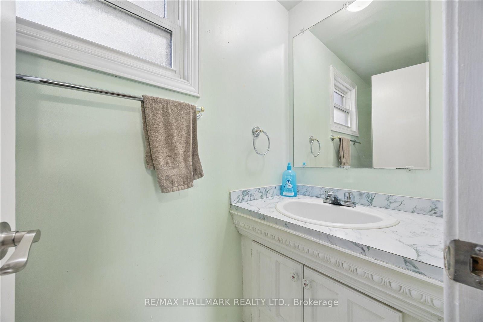 23 Larwood Boulevard • Toronto, ON photo 39