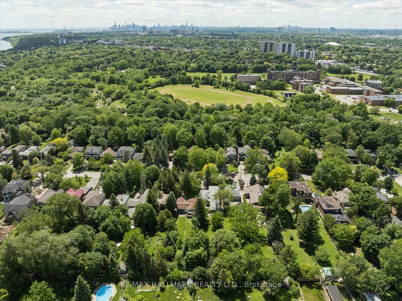 23 Larwood Boulevard • Toronto, ON photo 50
