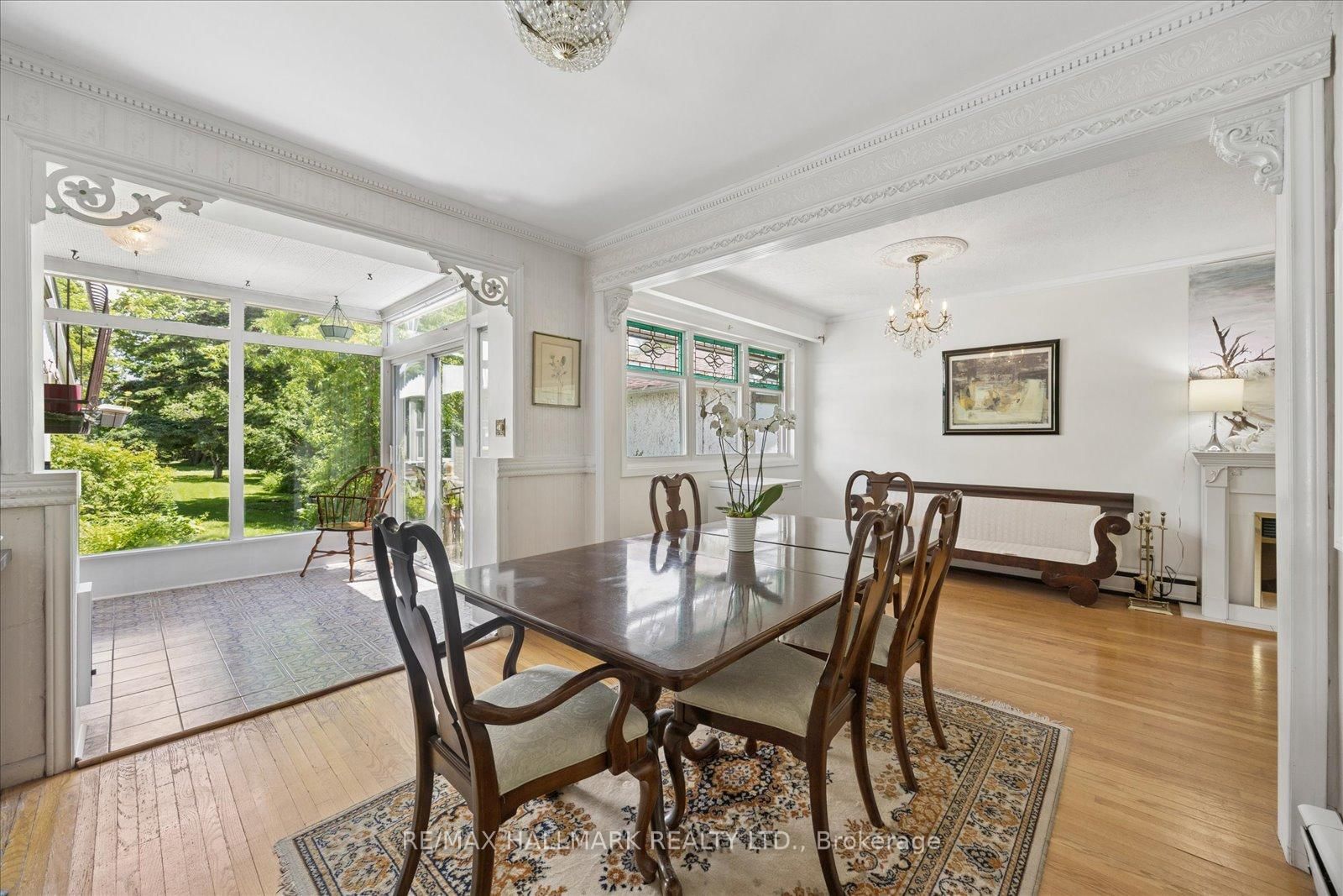 23 Larwood Boulevard • Toronto, ON photo 8