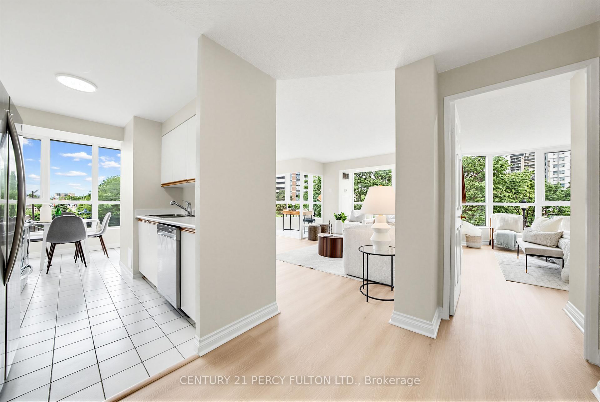 3231 Eglinton Avenue E, Unit 206B