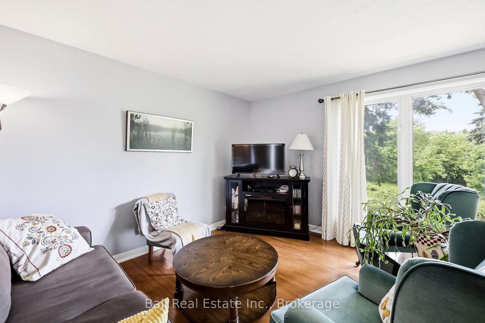 614 Lansdowne Drive • Oshawa, ON photo 9