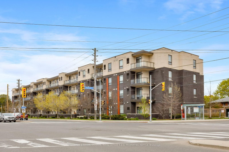 408 - 3560 St. Clair Avenue E