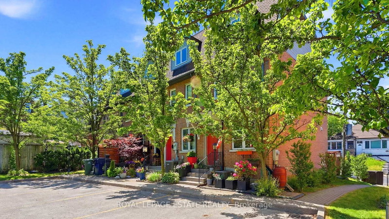 4 - 99 Goodwood Park Court