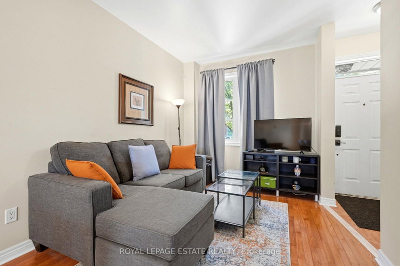 4 - 99 Goodwood Park Court