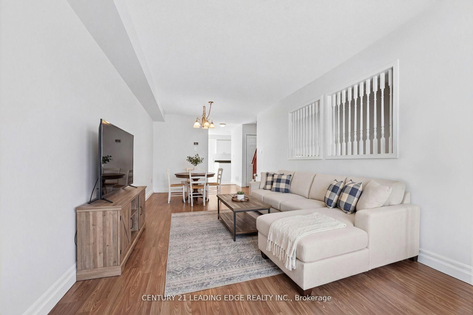 51 Alexis Way • Whitby, ON photo 8