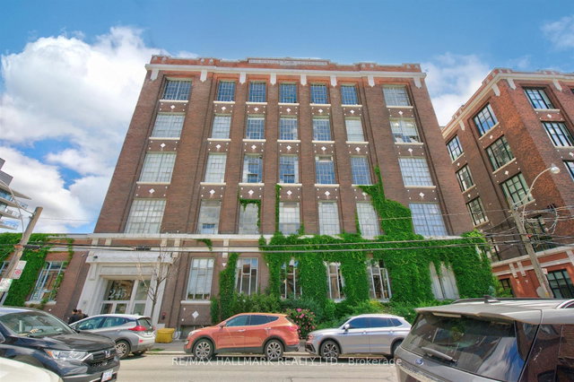 404A - 245 Carlaw Avenue