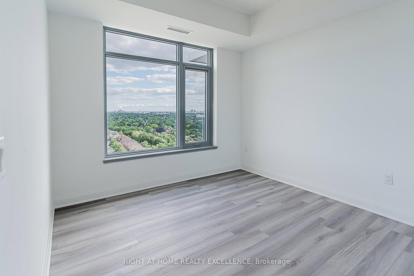 3220 Sheppard Avenue • #1707 • Toronto, ON photo 18