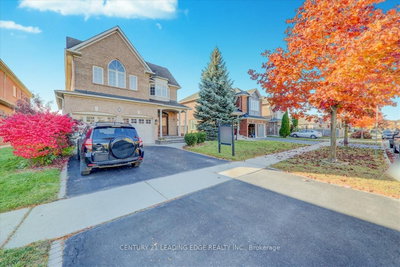 Unit Main — 8 Woodcock Avenue — photo 2
