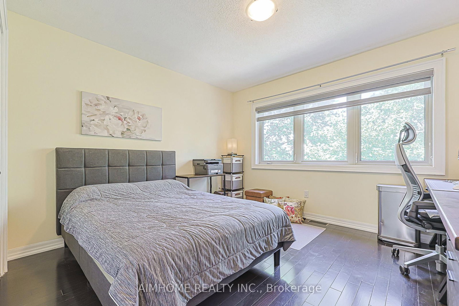 386 W Jones Avenue • Toronto, ON photo 21