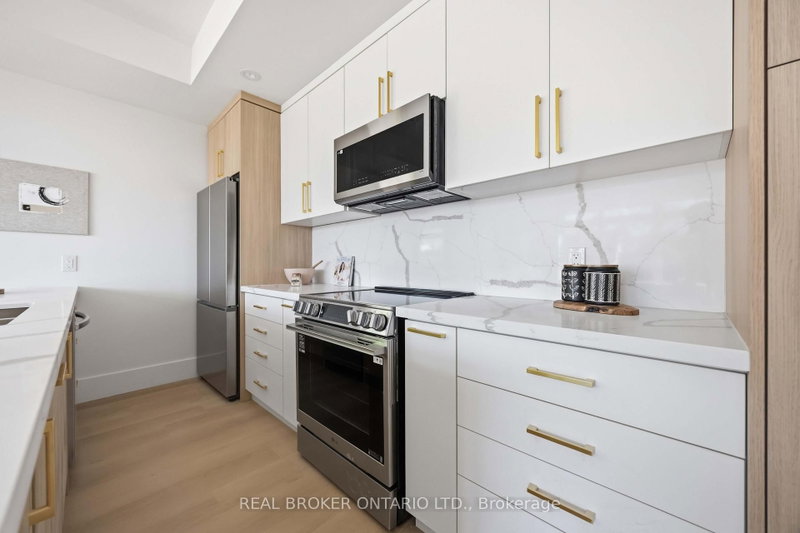 home for lease on D-102 Boultbee Avenue