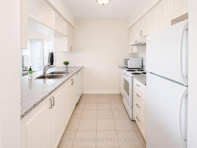 Unit 2104 — 70 Town Centre Court — photo 6