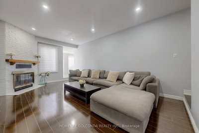 1861 Una Road • Pickering, ON photo 6