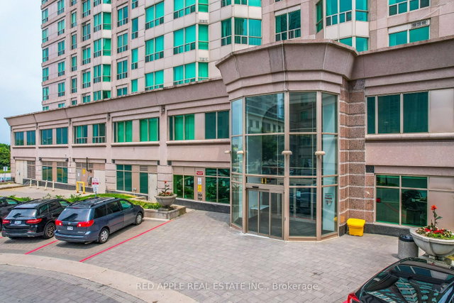 707 - 11 Lee Centre Drive