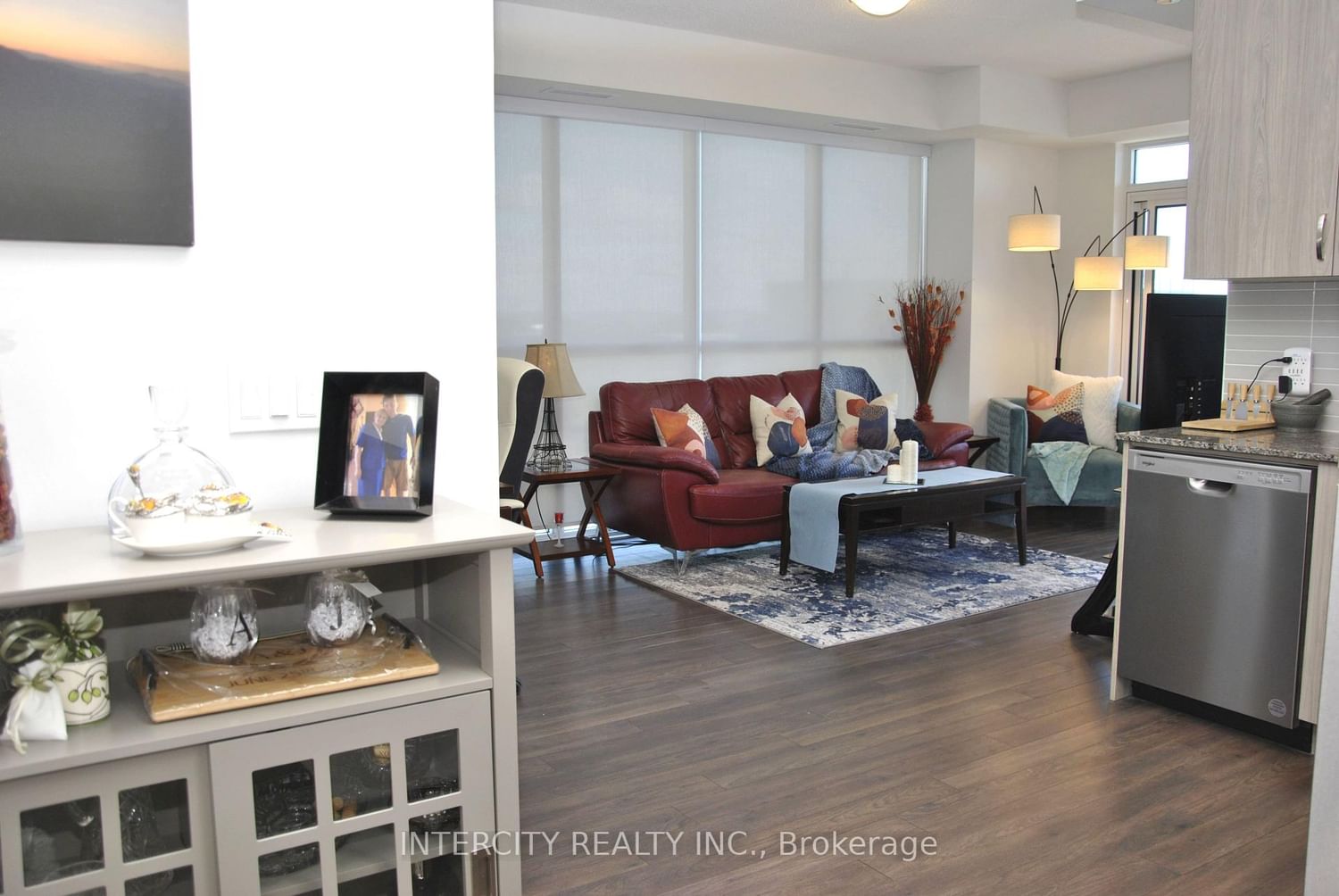 20 Meadowglen Place • #1901 • Toronto, ON photo 11