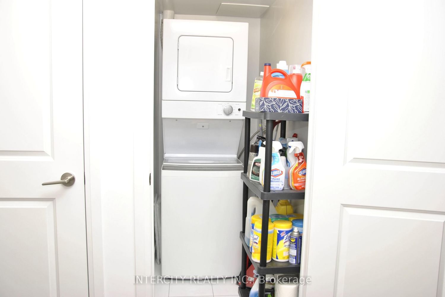 20 Meadowglen Place • #1901 • Toronto, ON photo 23