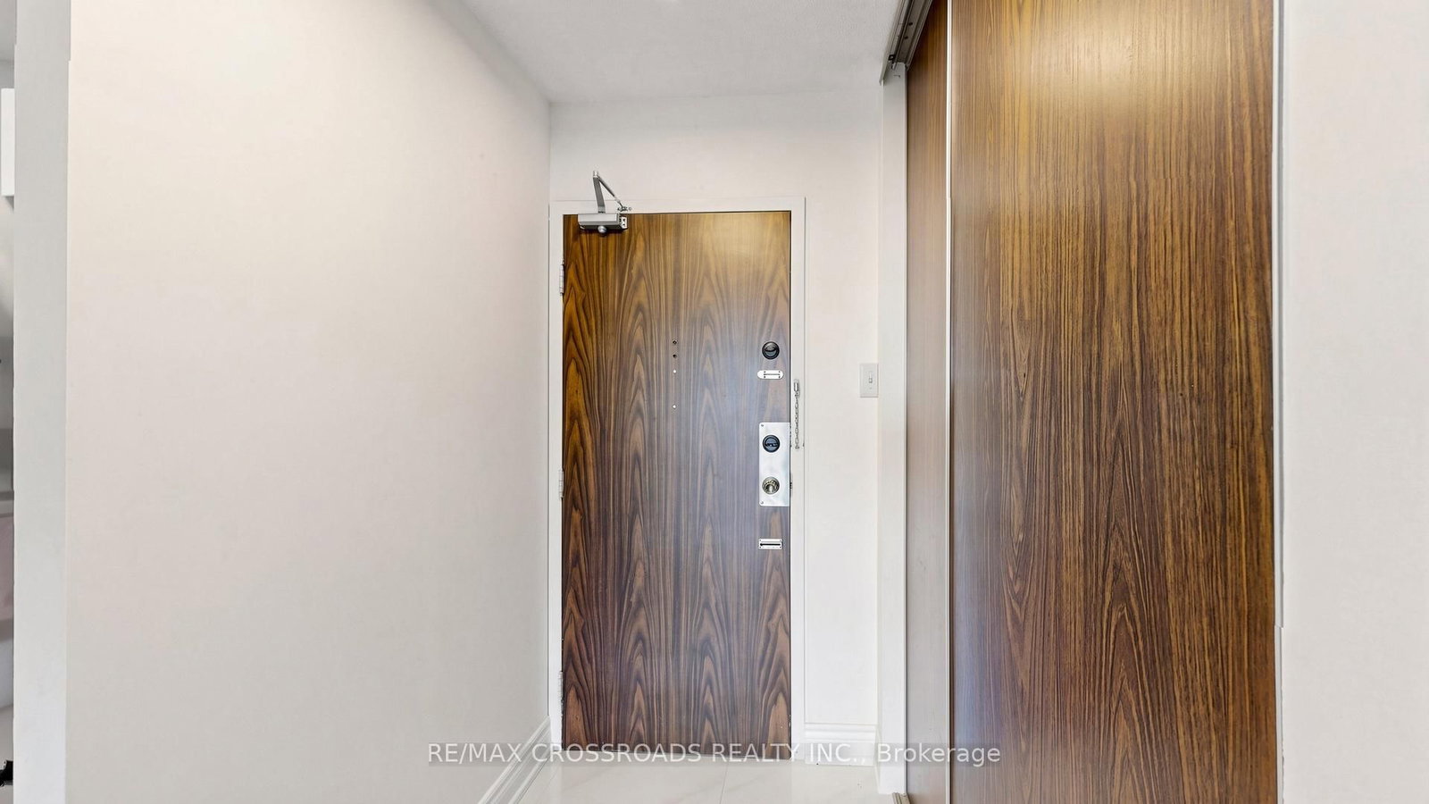 15 Torrance Road • #411 • Toronto, ON photo 27