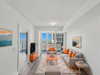 2214 - 2545 Simcoe Street N