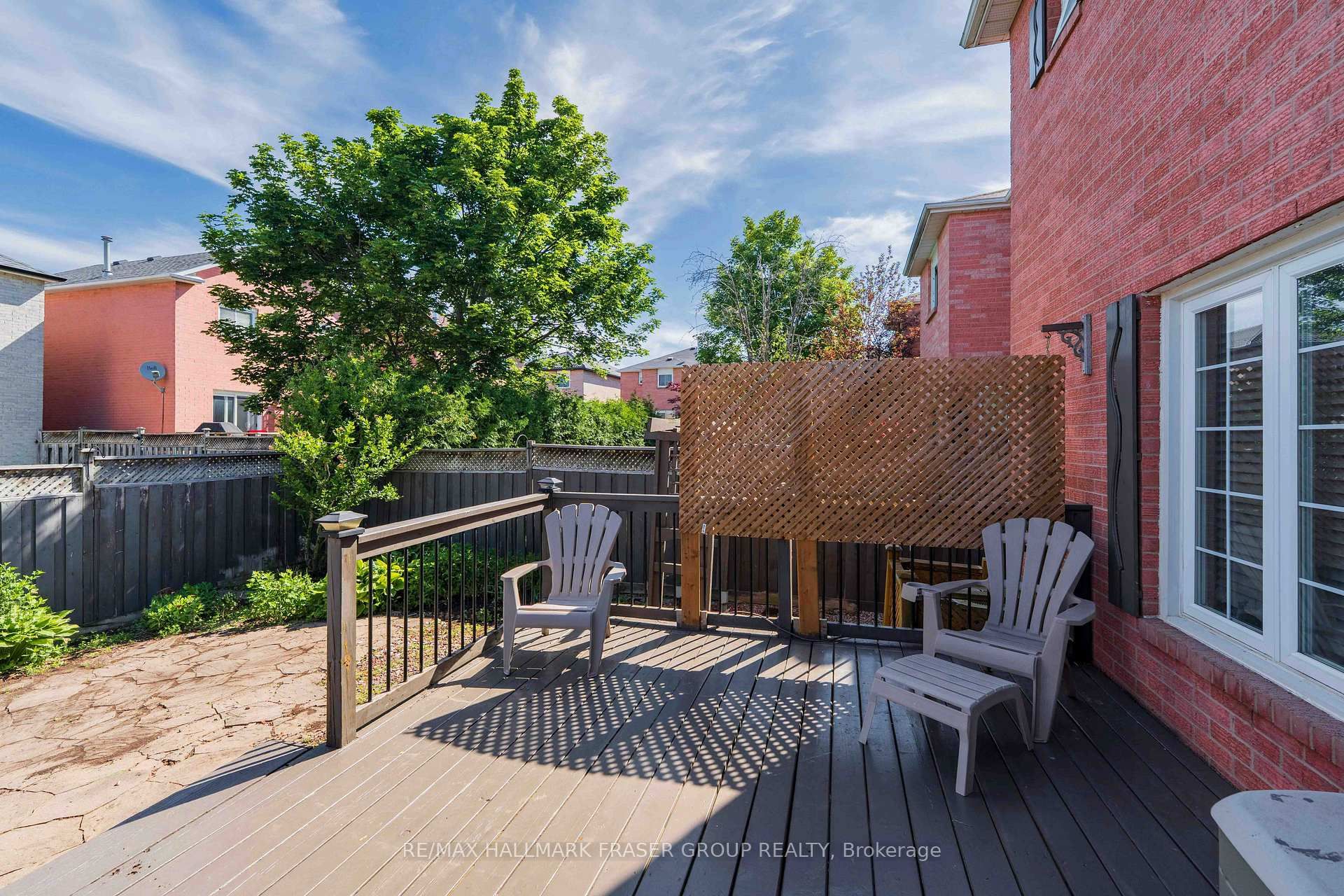 8 Iles Street