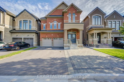 6-bed Detached House · 65 Marcel Brunelle Dr