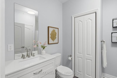 44 W Bond Street • #102 • Oshawa, ON photo 6