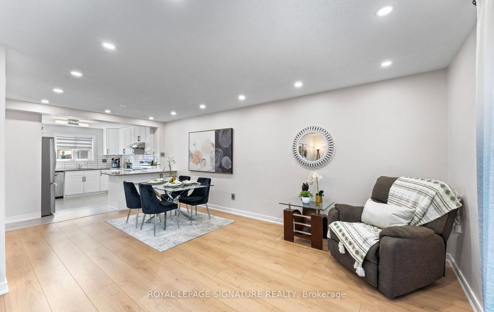 270 Timberbank Boulevard • #91 • Toronto, ON photo 12
