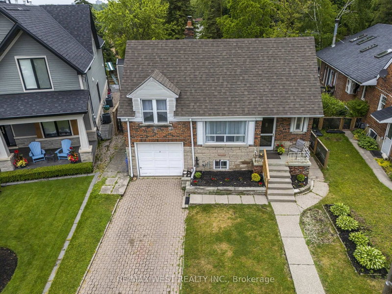 26 Parkland Road