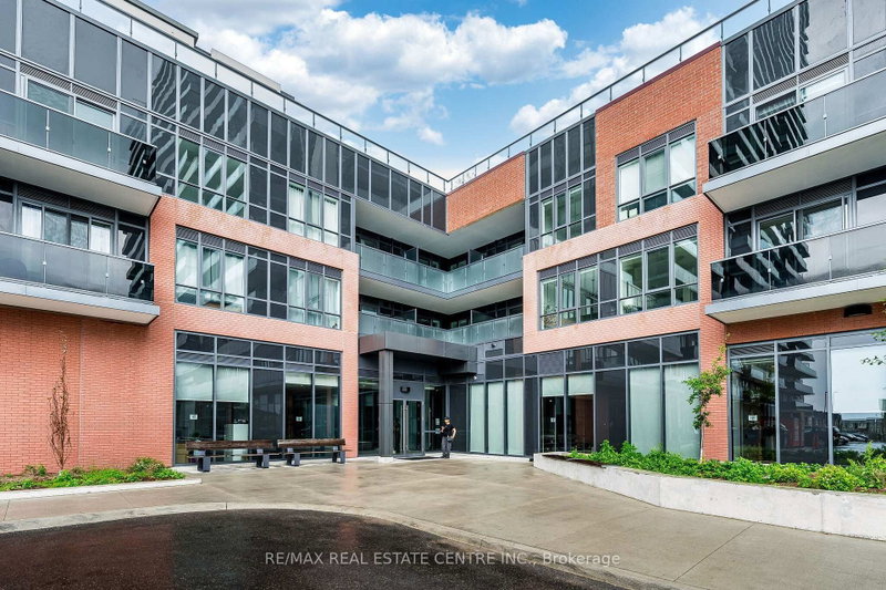 2401 - 2545 Simcoe St N