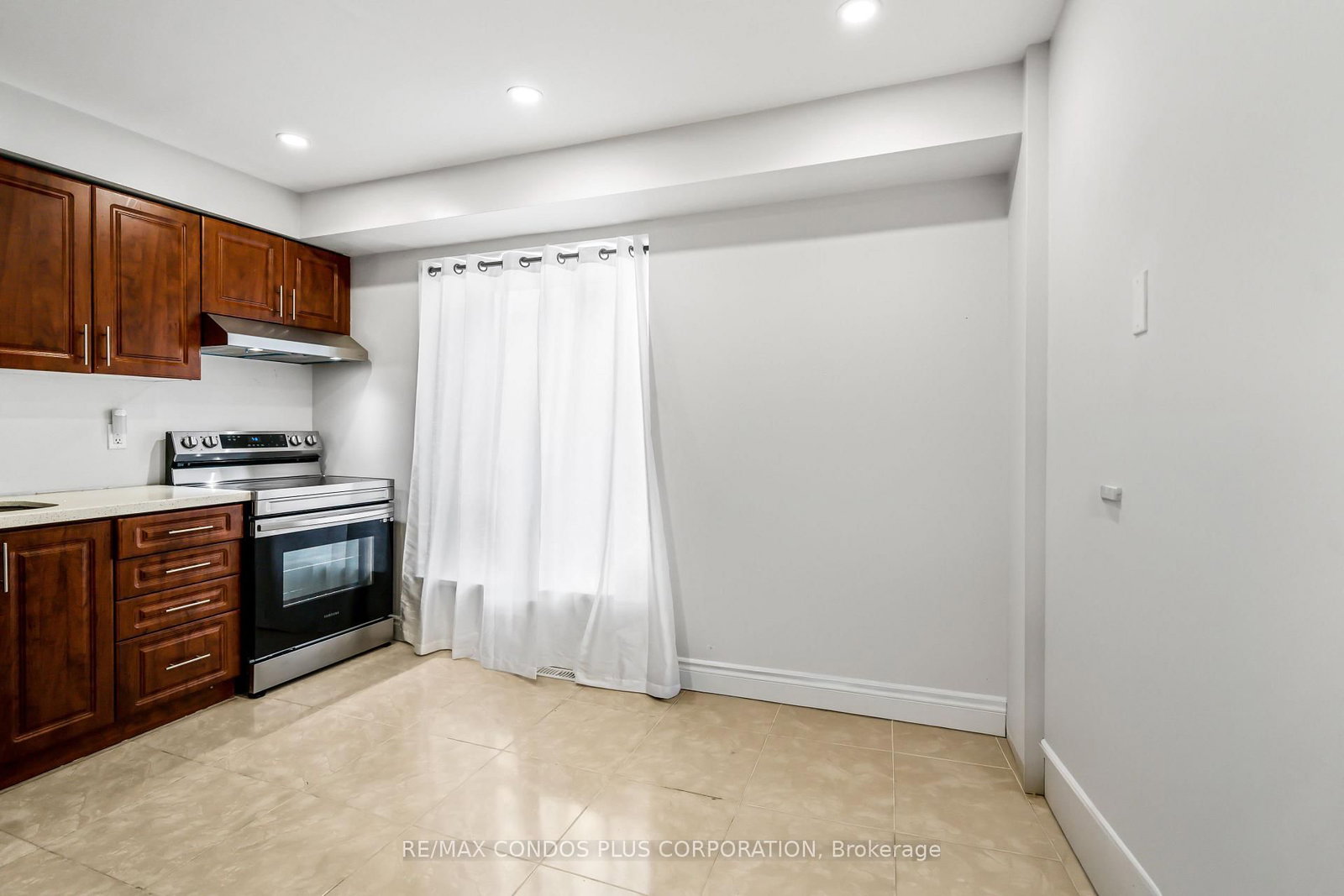 222 Pearson Street • #39 • Oshawa, ON photo 11