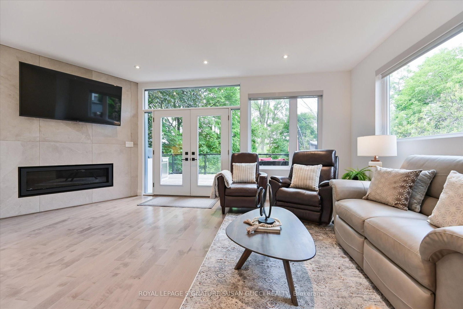 475 Donlands Avenue • Toronto, ON photo 10