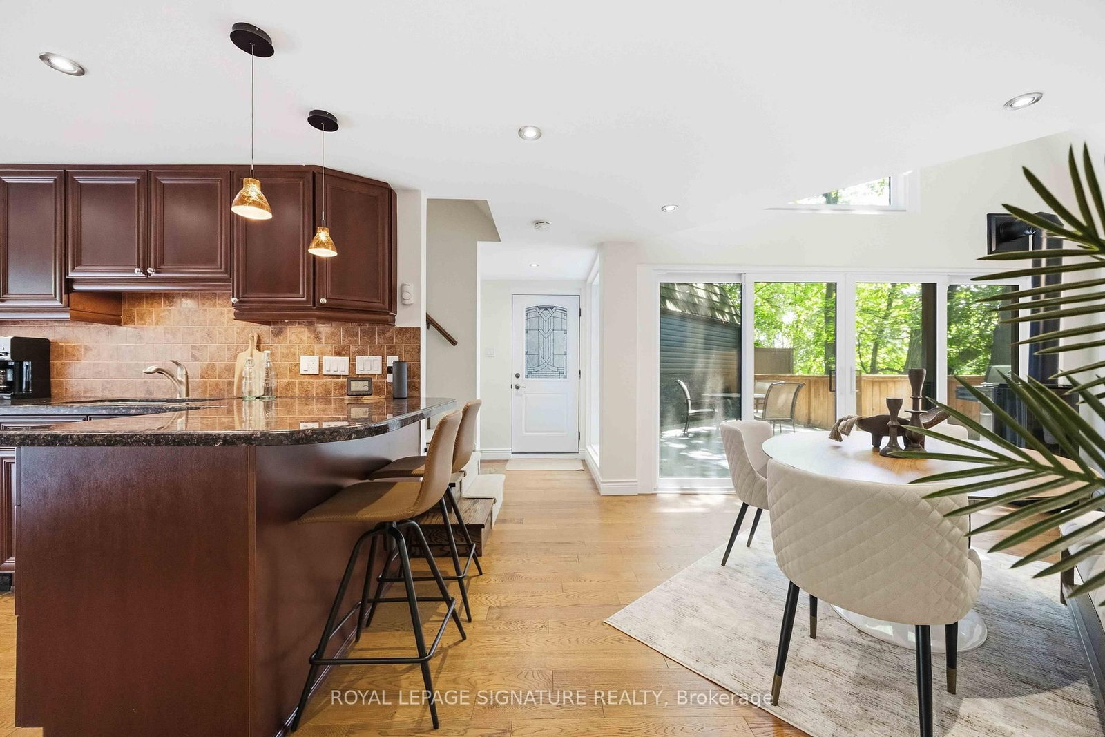 2366 Queen Street E • #7 • Toronto, ON photo 12
