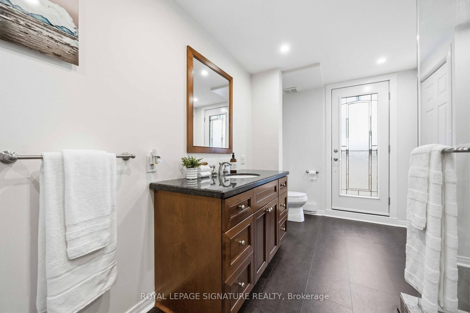 2366 Queen Street E • #7 • Toronto, ON photo 25