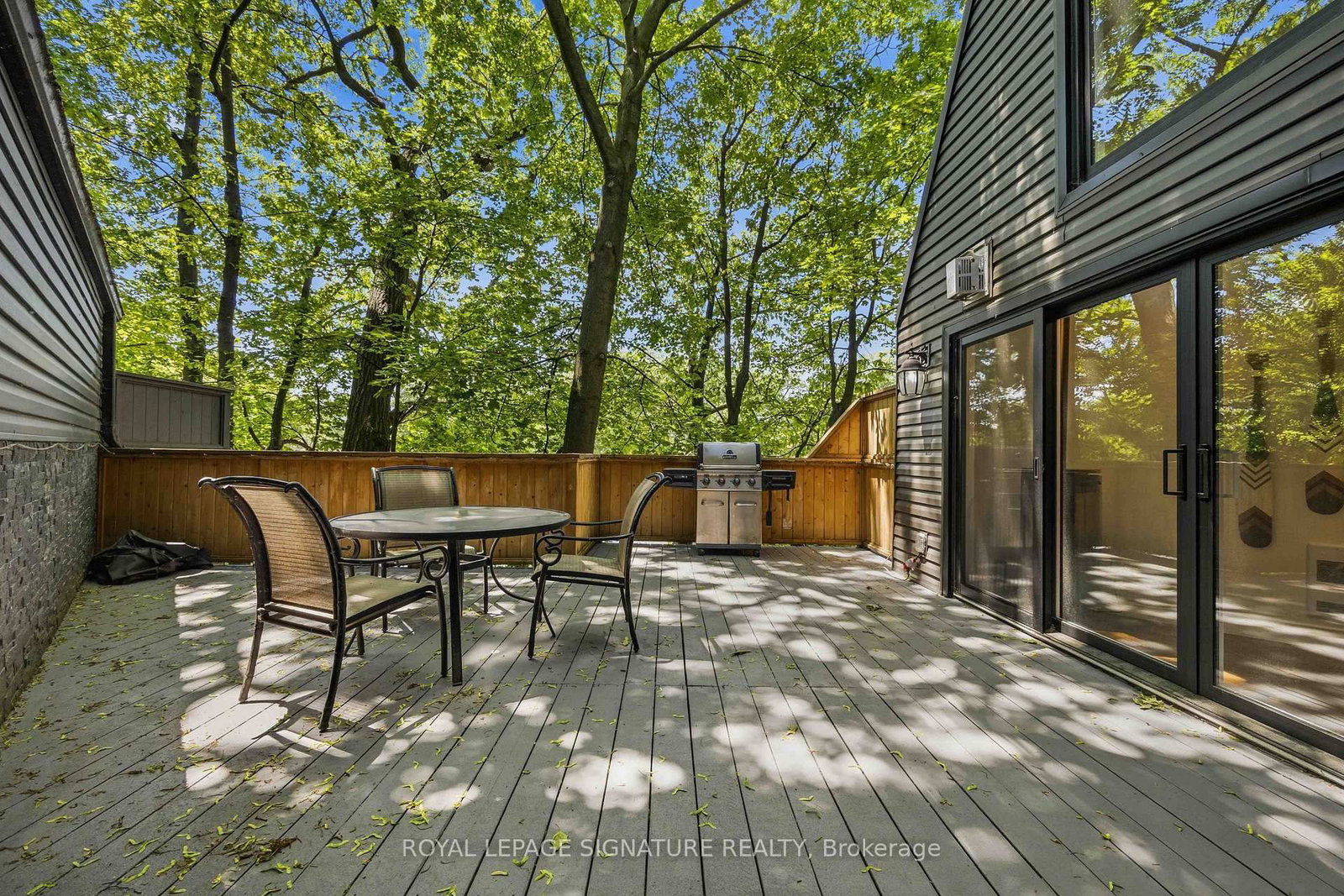 2366 Queen Street E • #7 • Toronto, ON photo 32
