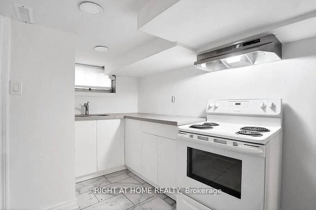 Bsmt - 210 Mary Street N