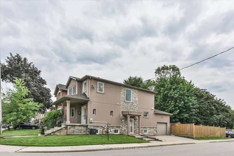 122 Cedarcrest Boulevard