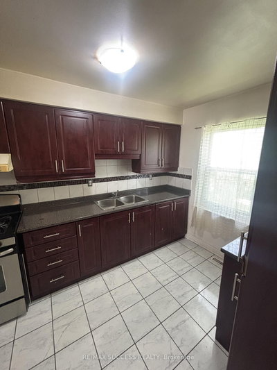 29 Horseley Hill Drive — more photos
