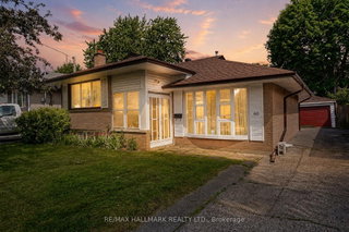 60 Vradenberg Drive