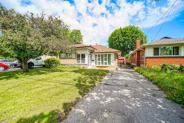 60 Vradenberg Drive
