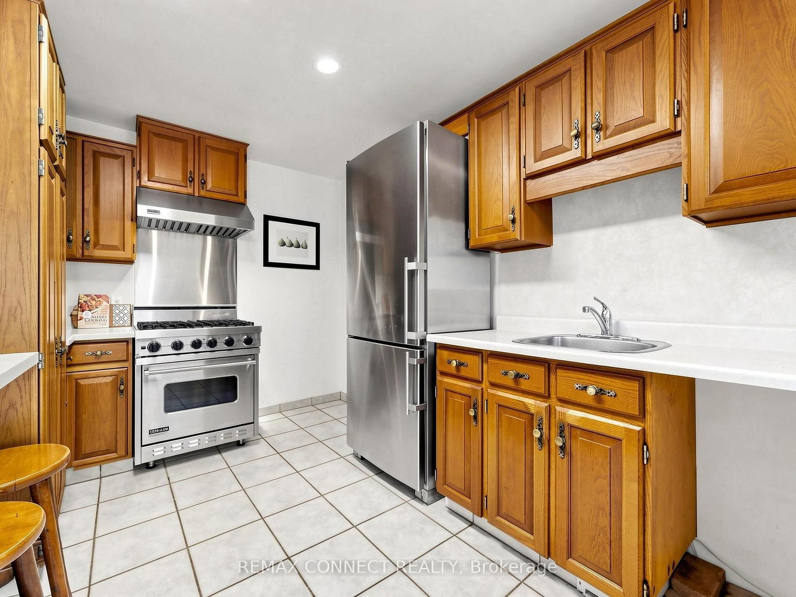 90 Sylvan Avenue • Toronto, ON photo 9