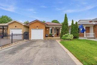 16 John Walter Crescent