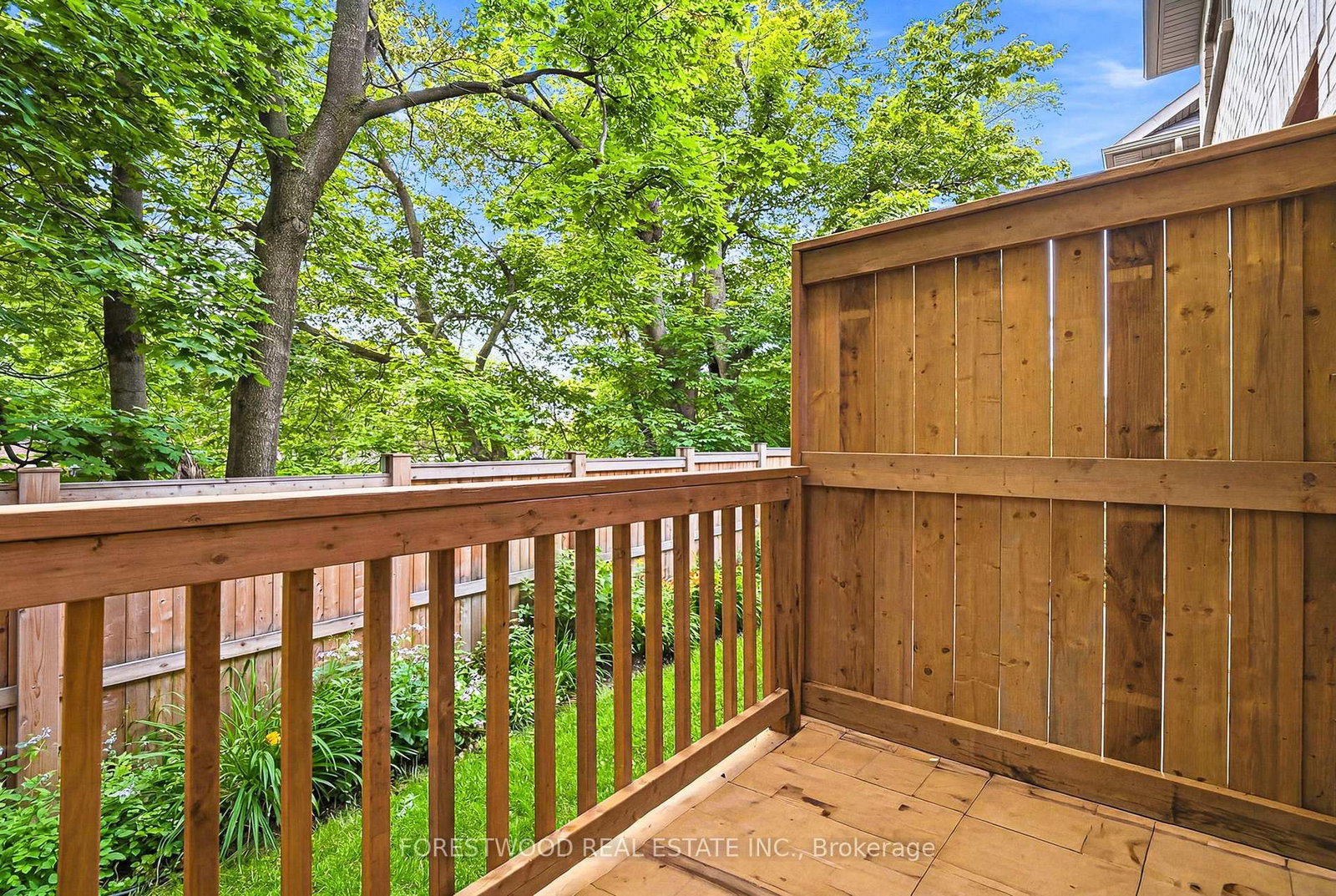 9 Deer Creek Court • Toronto, ON photo 18