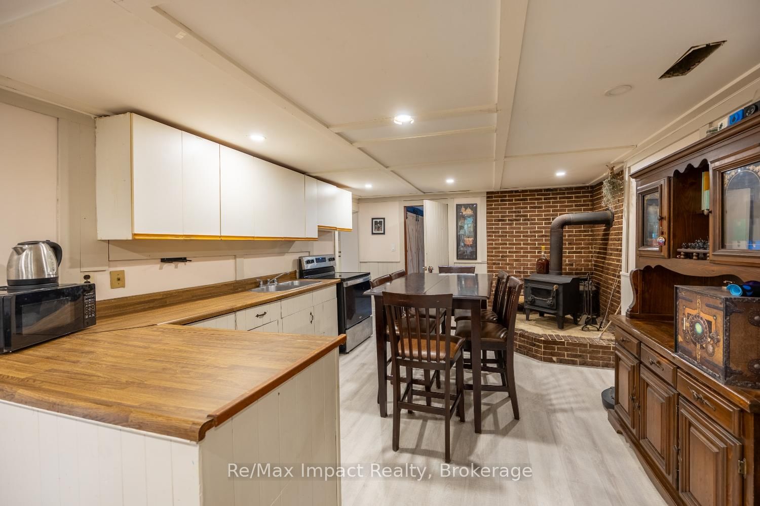 44 Brown Street • Clarington, ON photo 17