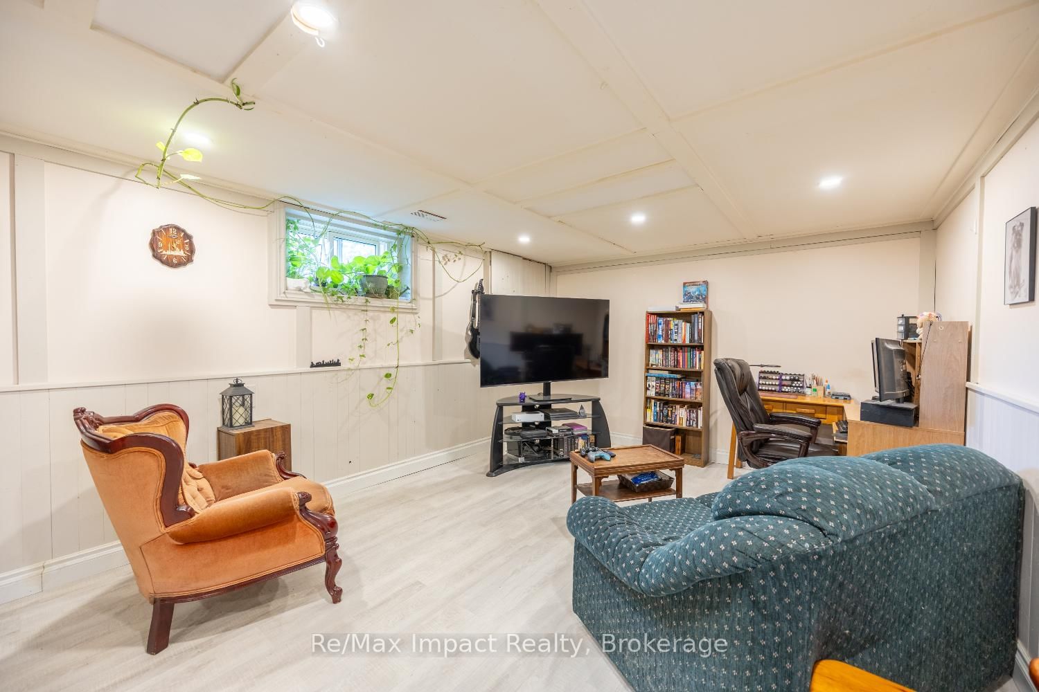 44 Brown Street • Clarington, ON photo 18