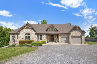 4-bed Detached House · 19920 St Christopher's Beach Rd
