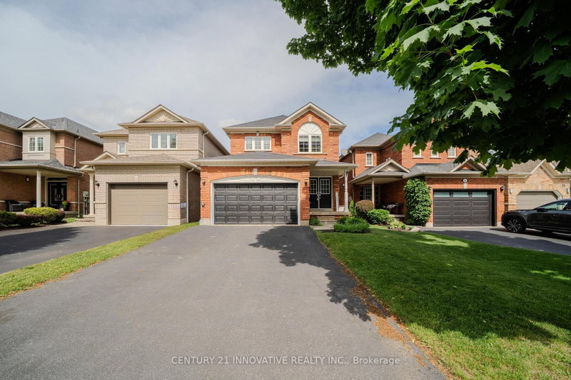 30 Castle Green Drive