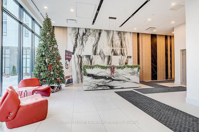 101 - 3421 Sheppard Avenue E