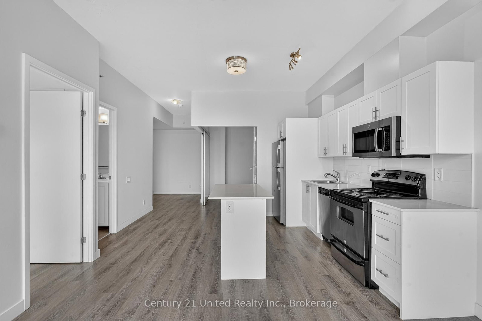 422 - 100 Bond Street E, Oshawa 4